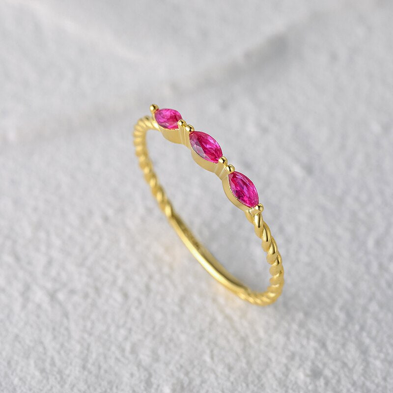 Bague en cristaux roses